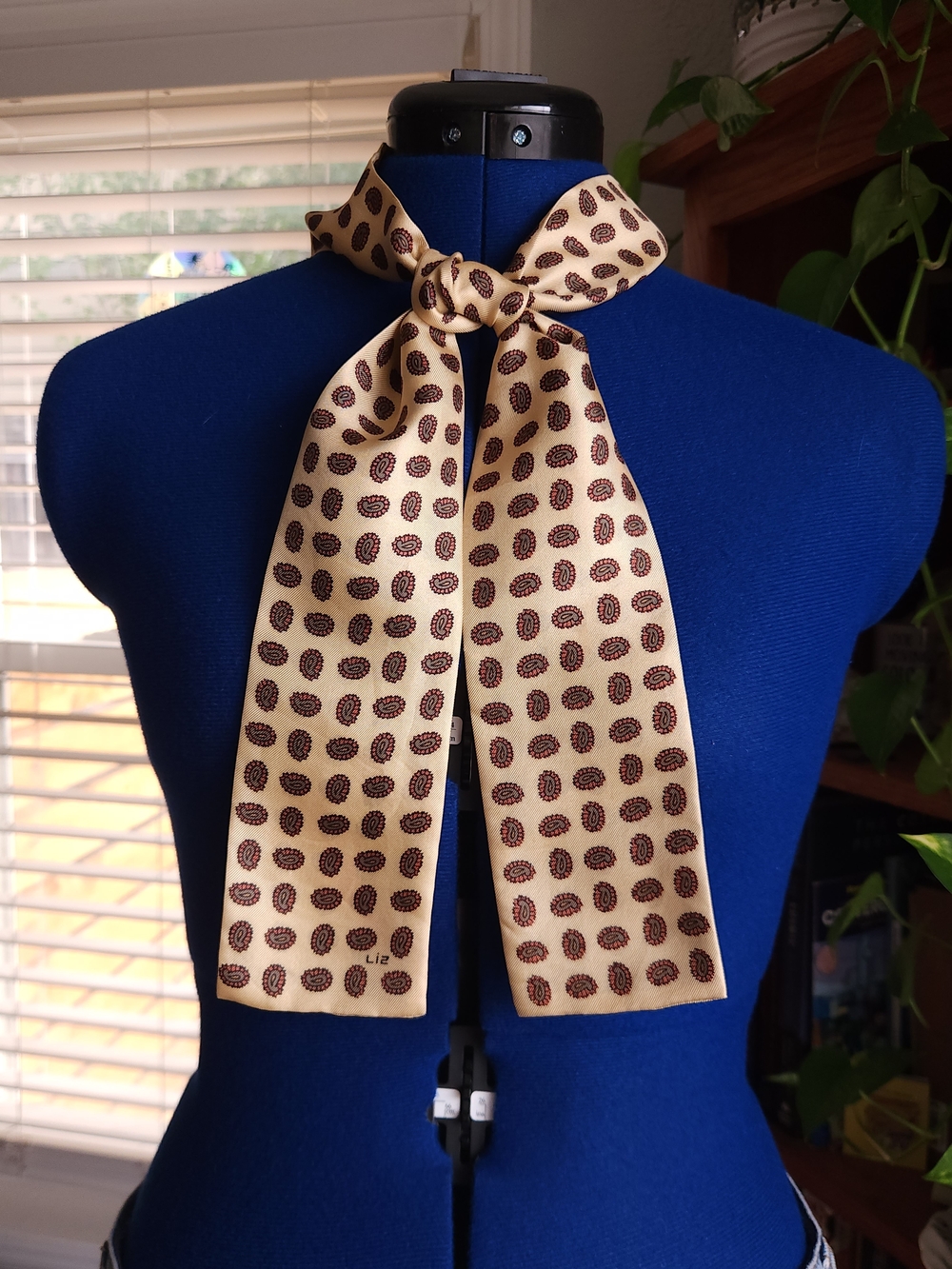 Vintage Liz Claiborne Skinny Neck Tie Scarf Silky Twill Paisley Foulard Print